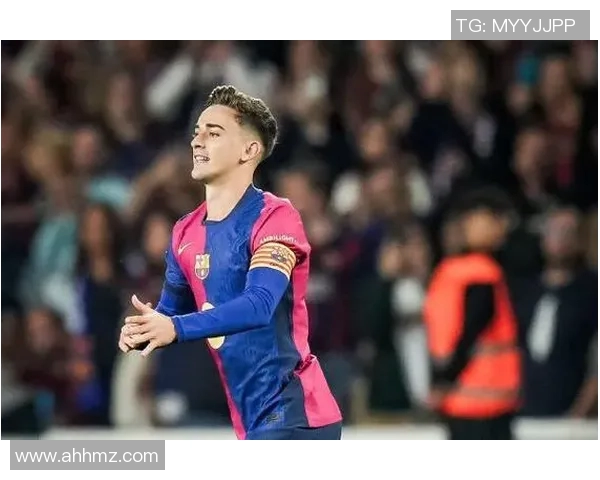 足球明星加维高清照片欣赏与个人成就回顾